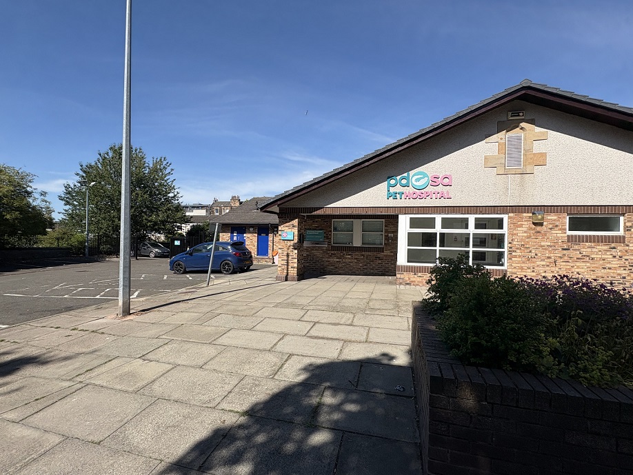 External view of Vets Now Edinburgh host practice