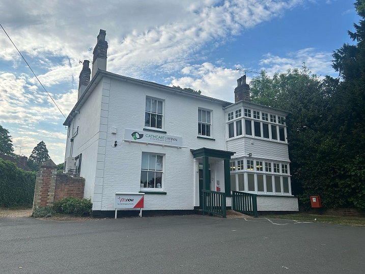 Exterior view of Vets Now Farnham host practice Exterior view of Vets Now Farnham host practice
