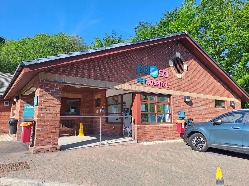 Exterior of Vets Now Gillingham host practice