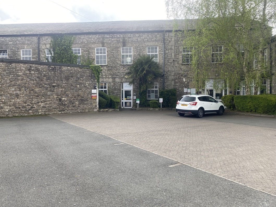 Exterior of Vets Now Kendal Exterior of Vets Now Kendal