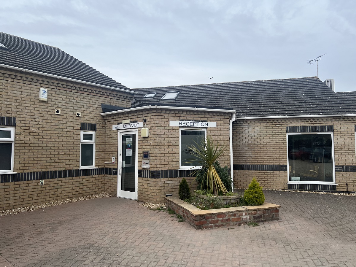 Outside view of Park View Veterinary Hospital, Vets Now’s Lincoln clinic partner